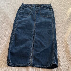 Levi's Quality Blue Denim Stretch Skirt with Front Split